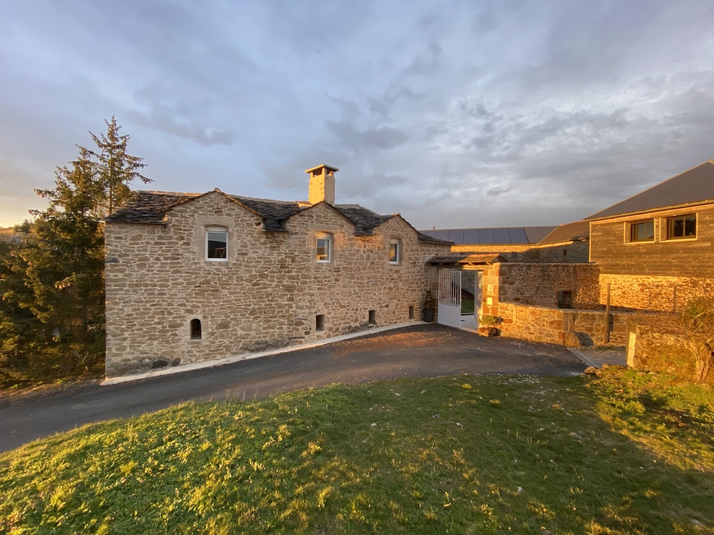 Les Caselles - Gite et Chambres d'hotes de charme Aveyron Millau