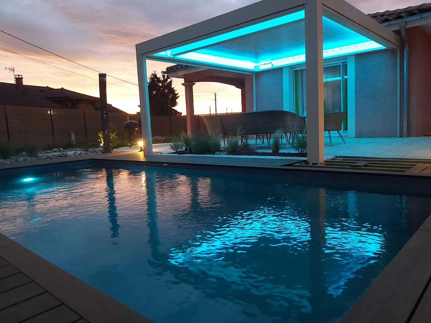 Bain de Soleil - Piscine et Spa