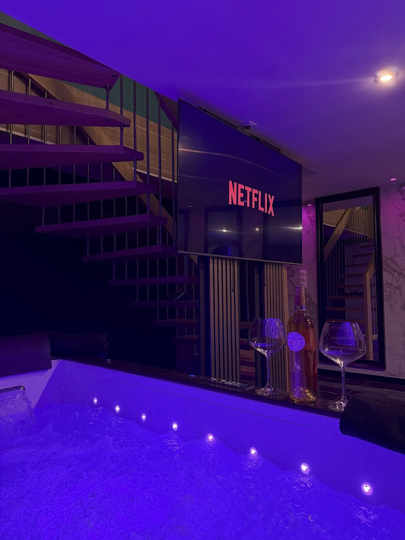 La Suite Geneve Gaillard Jacuzzi
