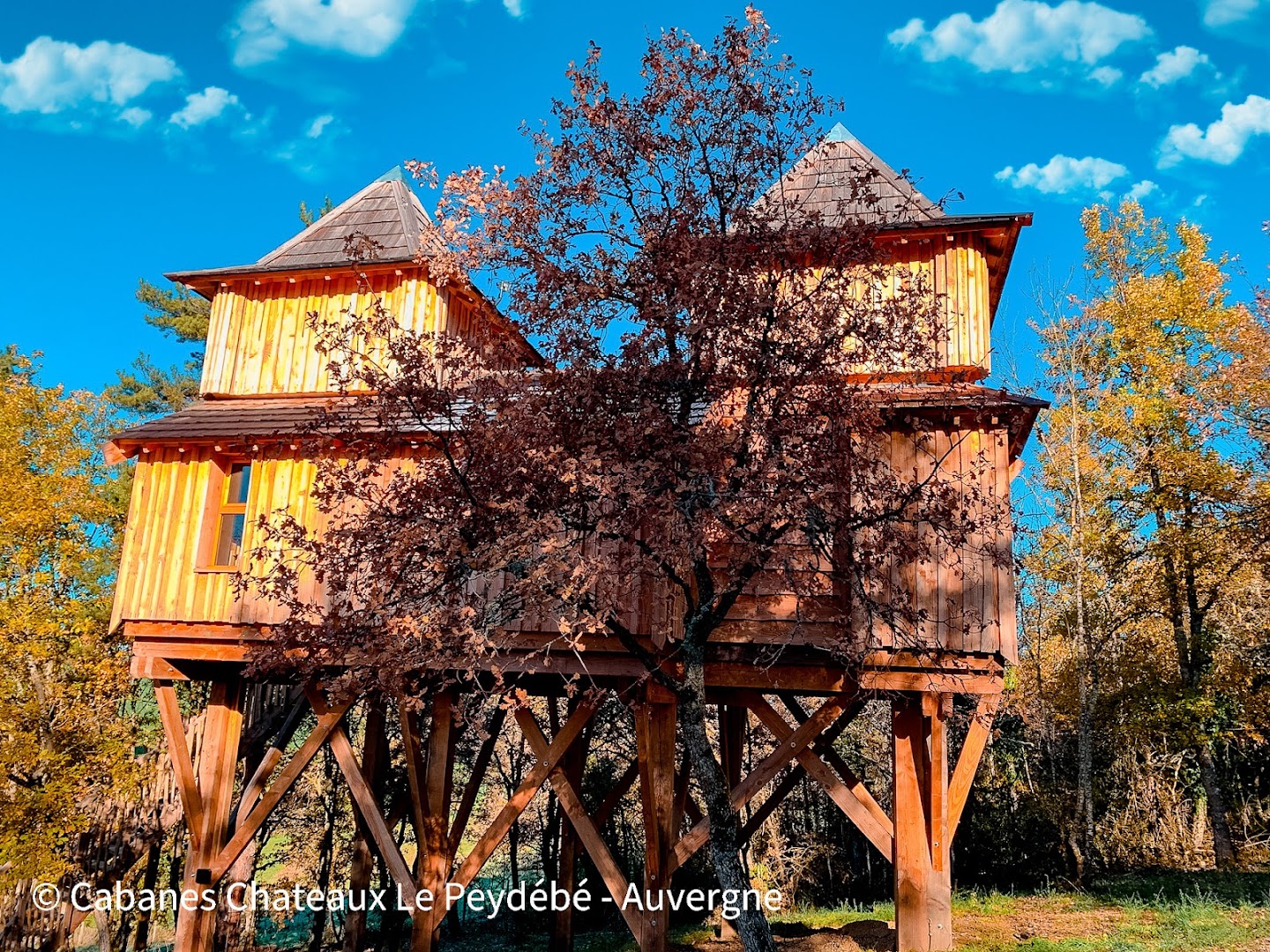Cabanes Chateaux Peydebe & Spa