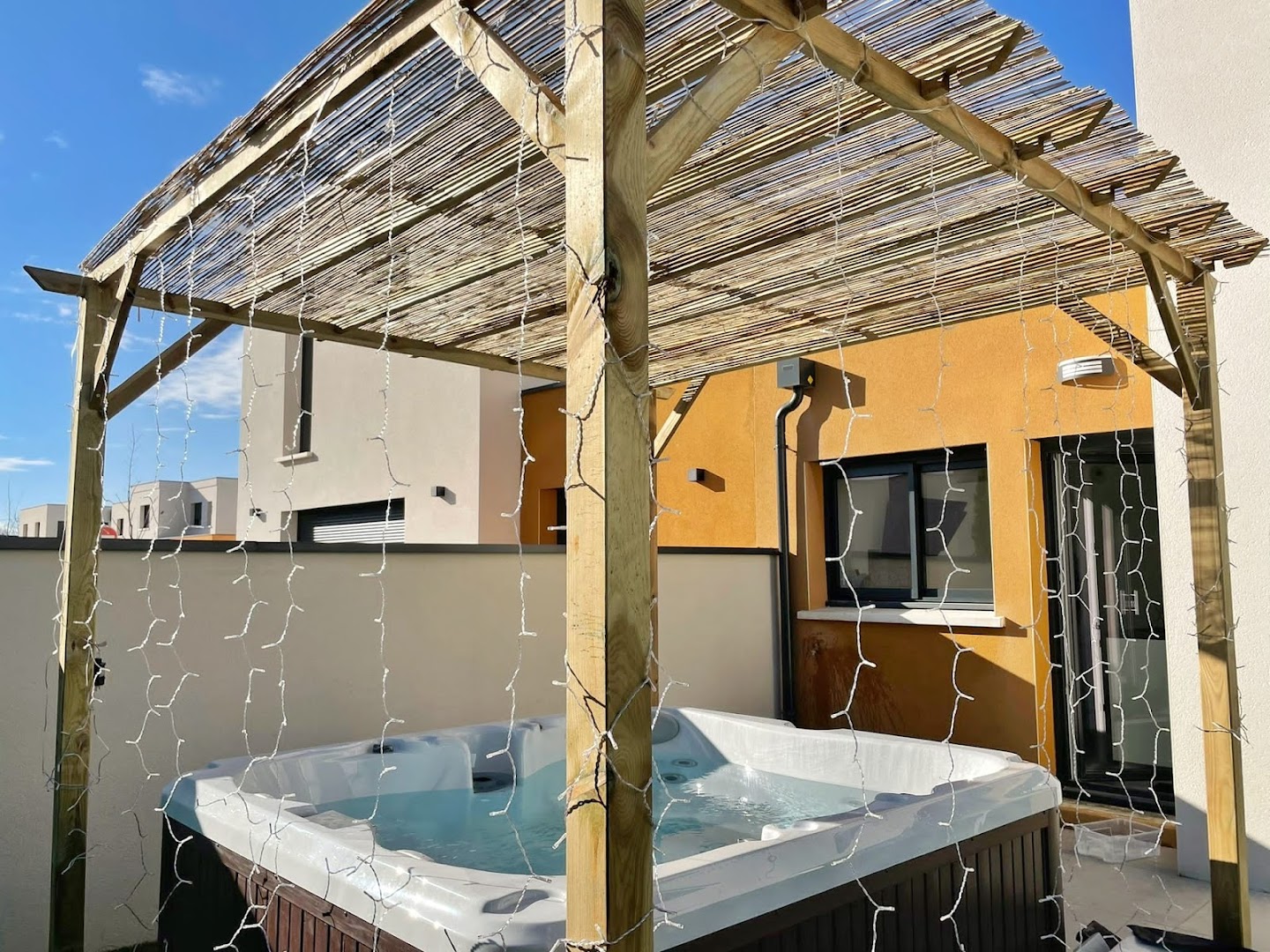 le Green'SPA : Maison avec spa jacuzzi privatif (Dijon, Bourgogne)