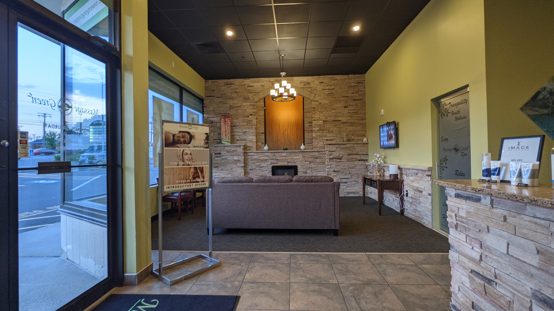 Hand & Stone Massage and Facial Spa