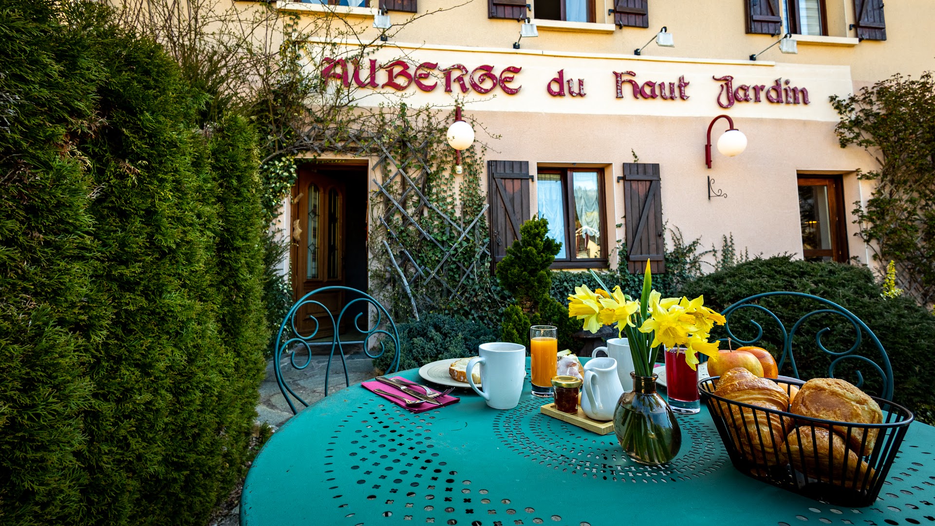 Domaine du Haut Jardin * Hotel Spa & Chalets Jacuzzi Prive, Vosges, Alsace