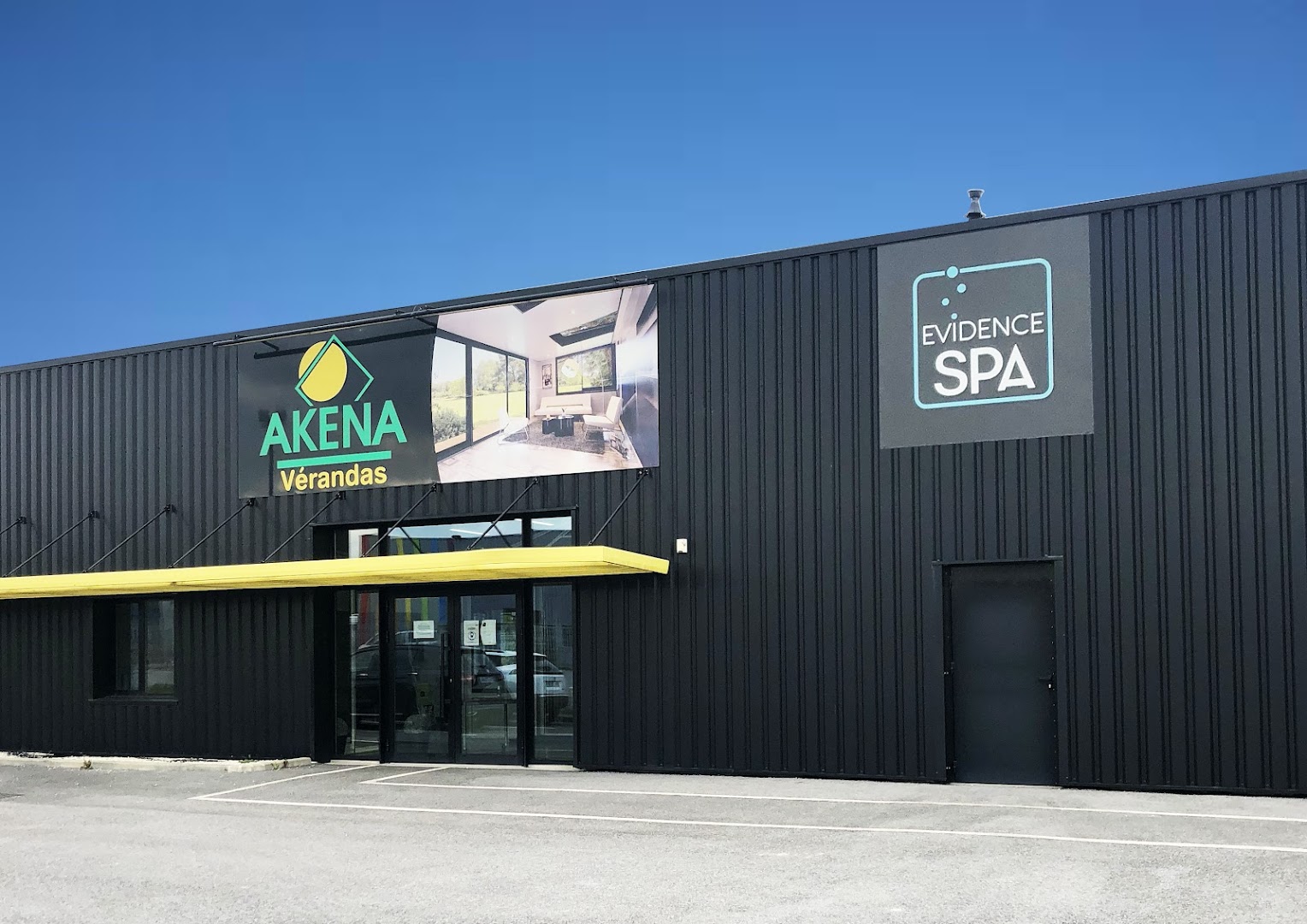 Evidence Spa - Magasin de spas - spas de nage - saunas