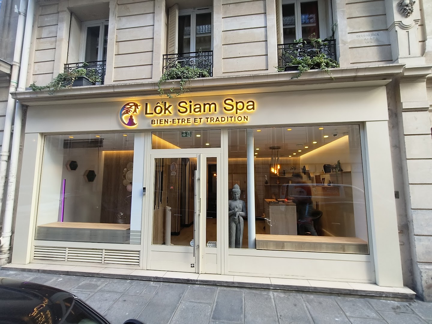 Lok Siam Spa Miromesnil - Massage Thai Traditionnel & Cryotherapie