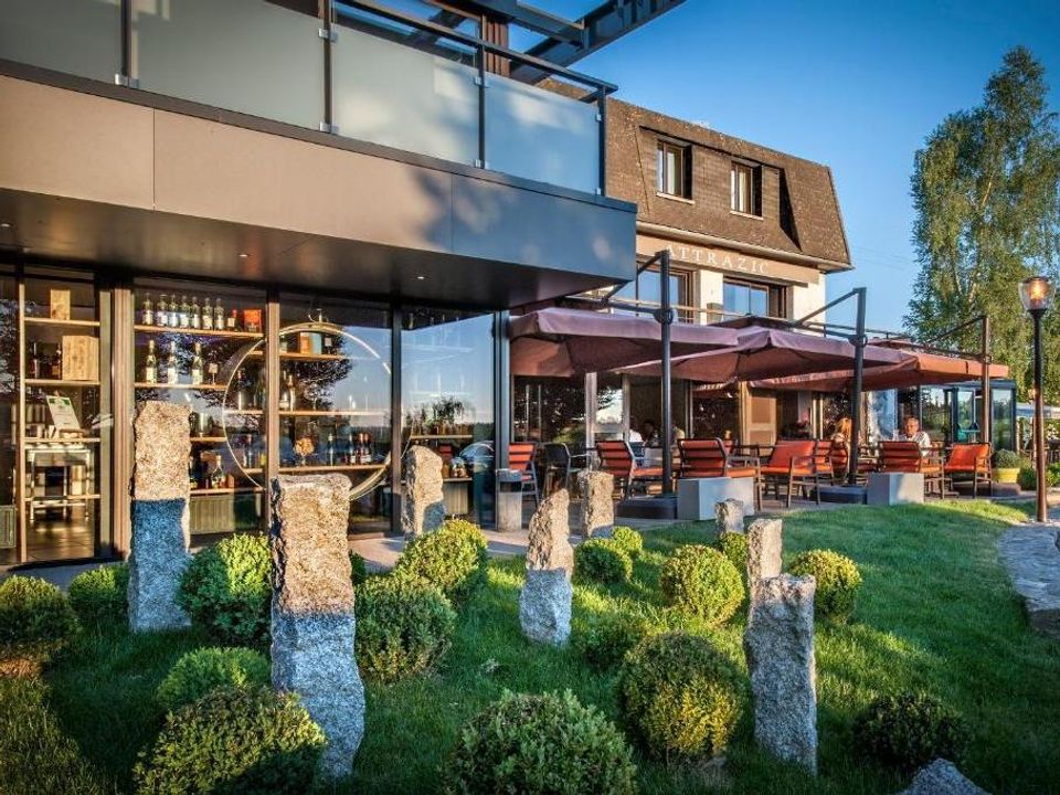 Logis Hotel et Spa Chez Camillou