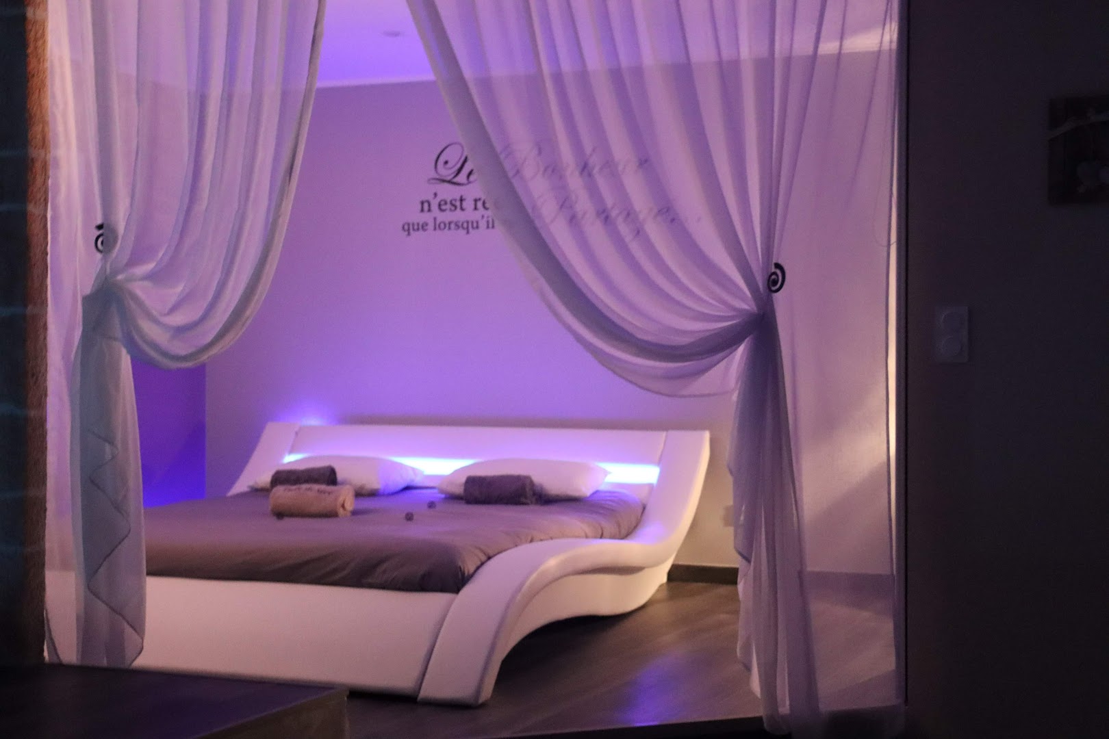 Bulle de Reve, Suite de charme avec jacuzzi privatif...