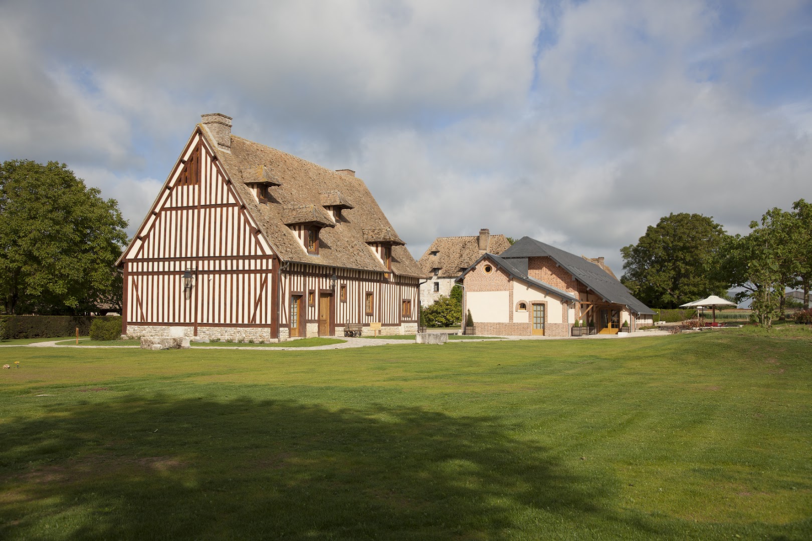 Manoir de Surville Hotel & Spa & Restaurant