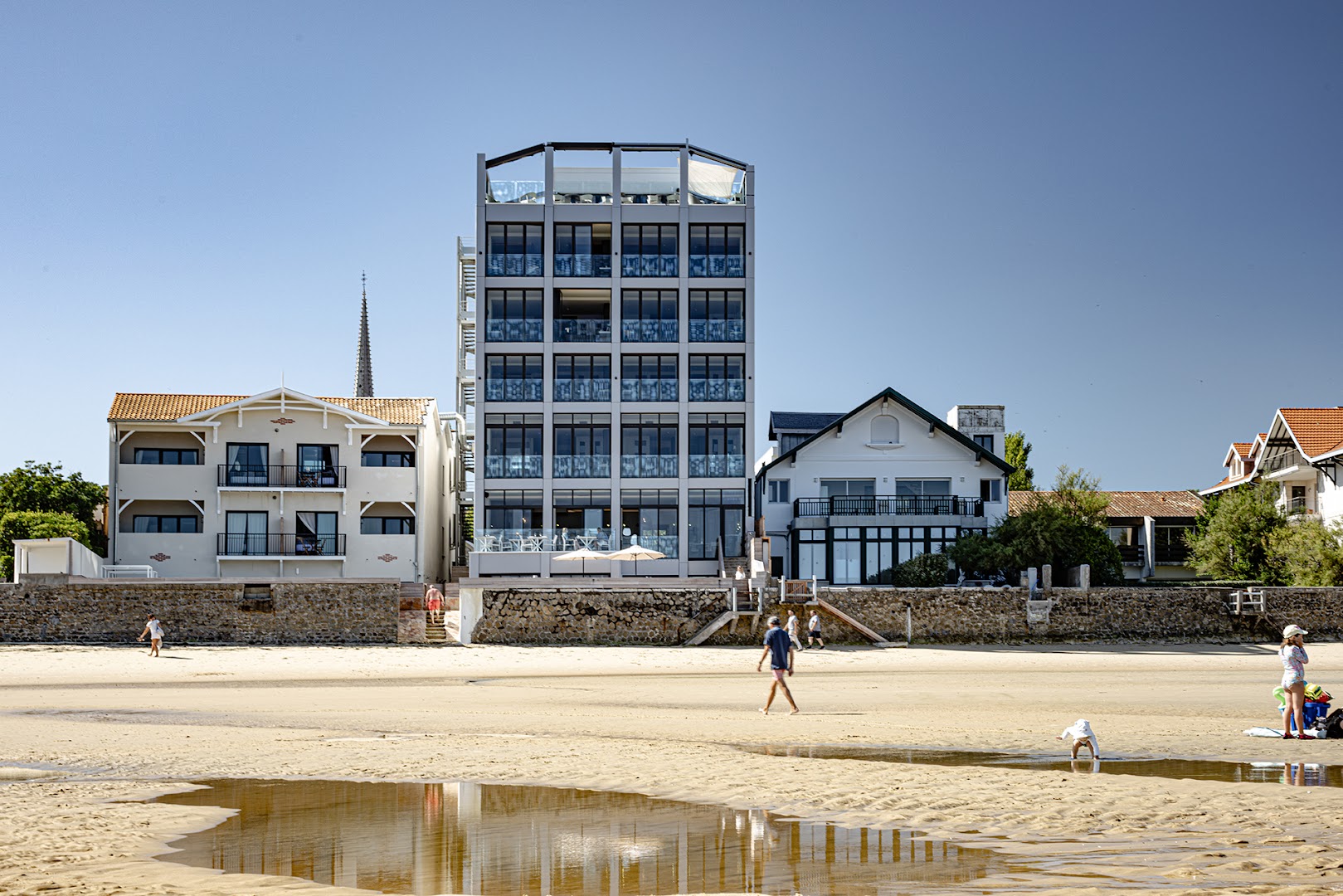 Les Vagues Hotel Restaurant & Spa