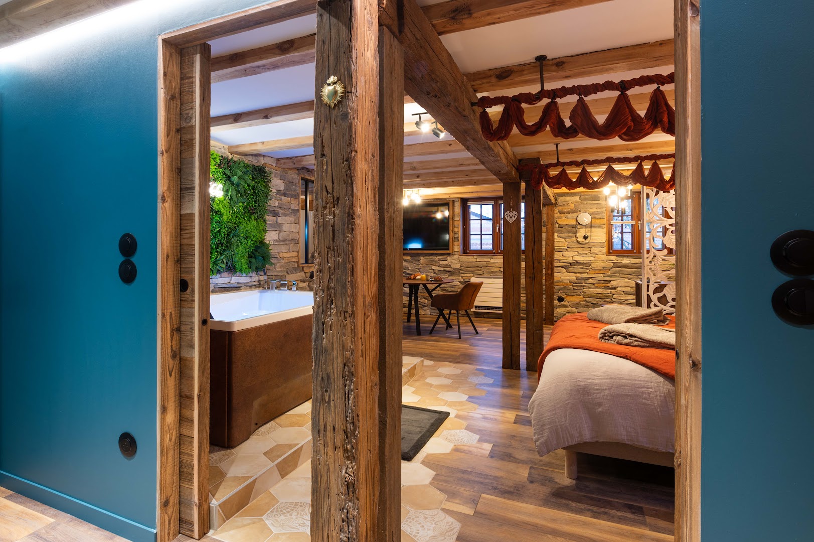 Suite & SPA 1566