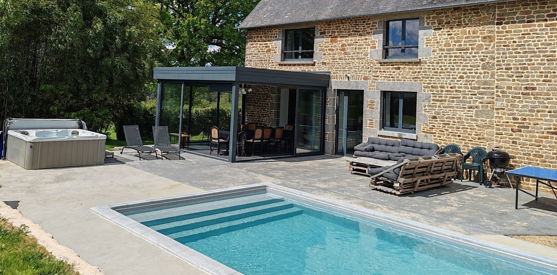 Gites Pierre et Nature, piscine, spa, sauna