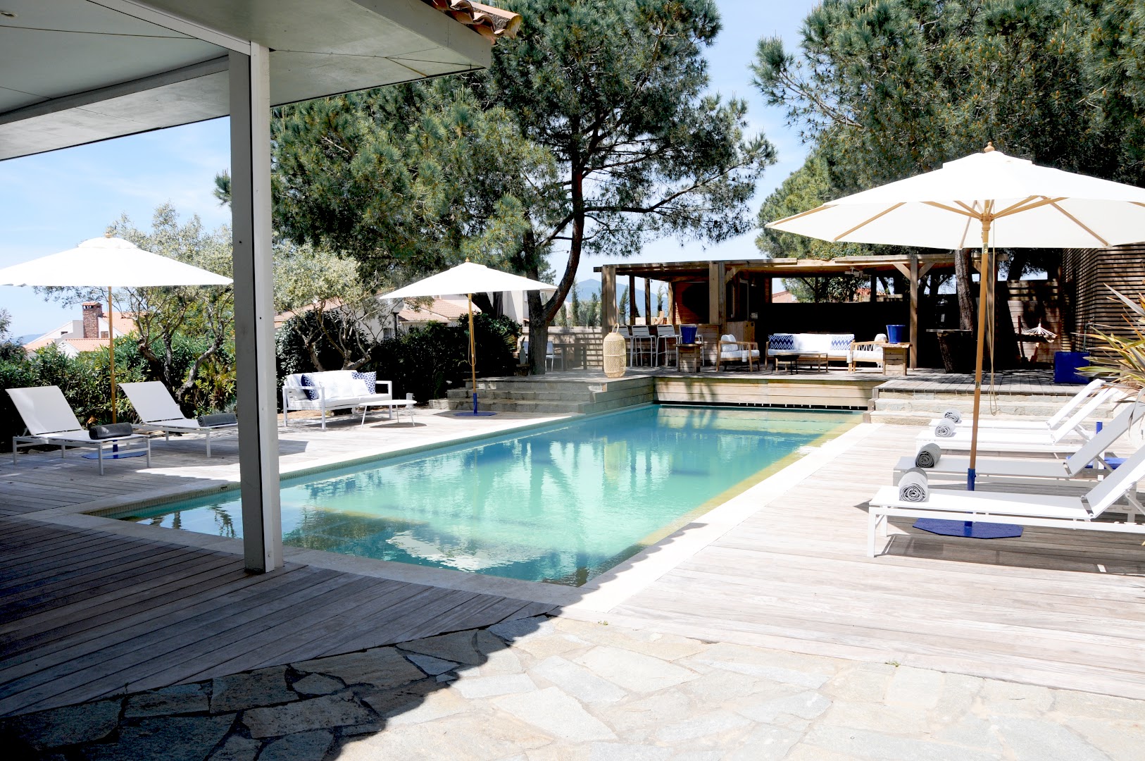 Les Suites d'Agosta
