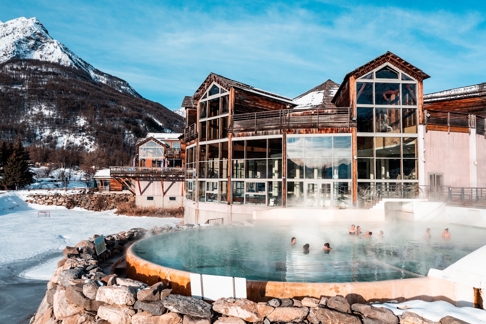 Les Grands Bains du Monetier