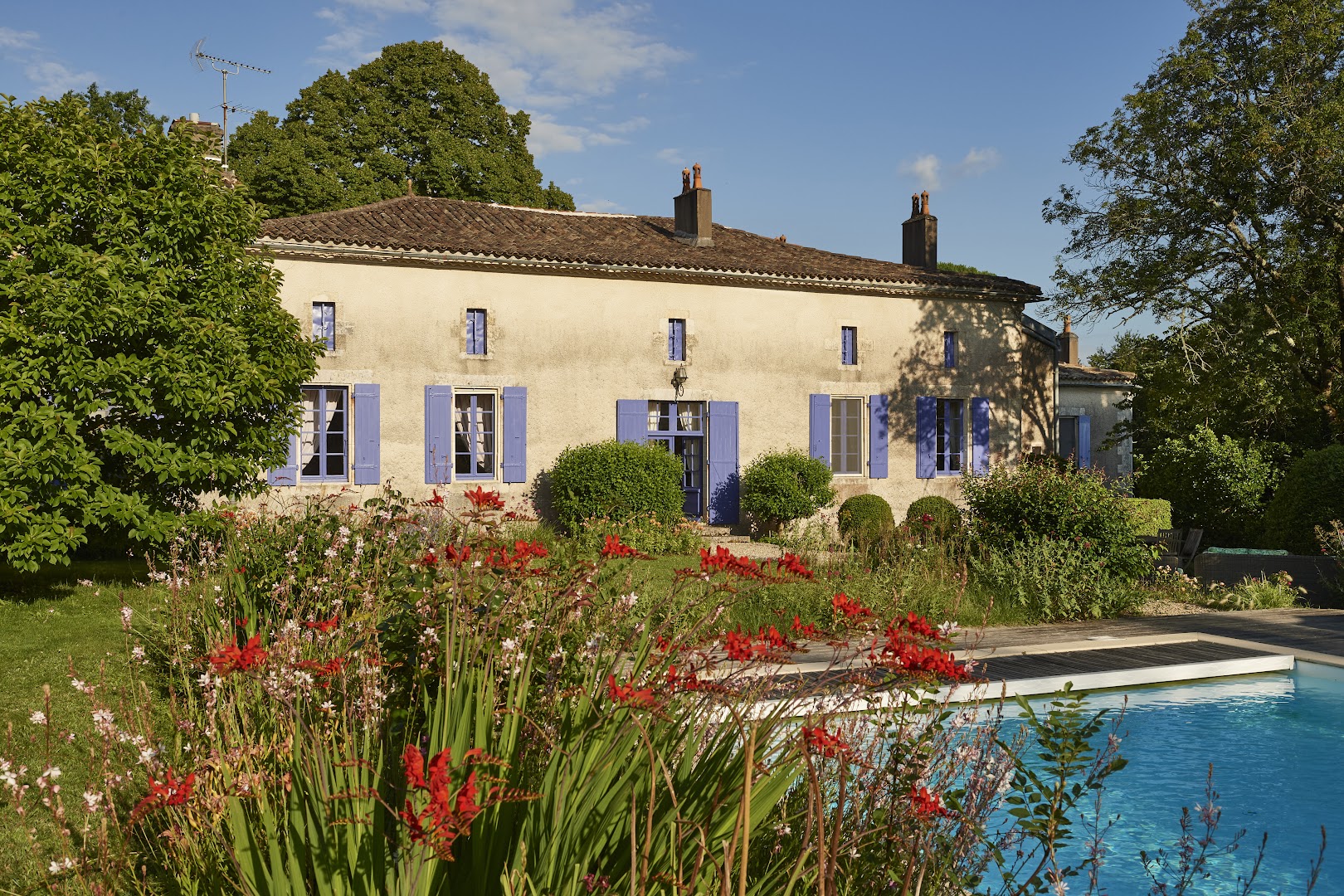 La Sauvageonne Chambres d'hotes de charme, Gites, Piscine, Spa, Table d'hotes - proche de Blaye - entre Bordeaux et Royan