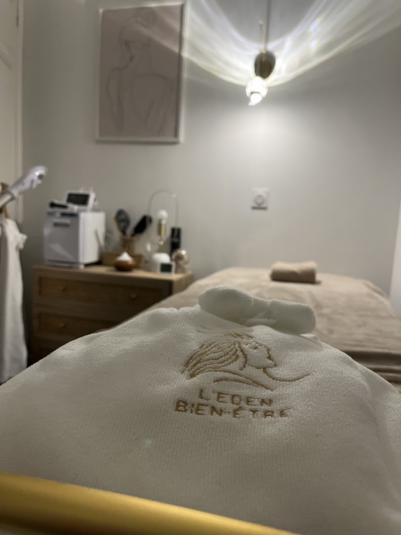 L'EDEN HEAD SPA