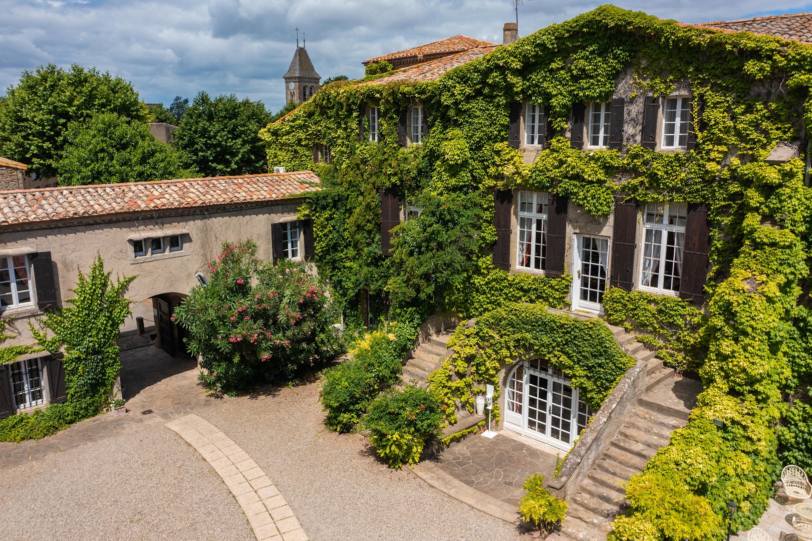 Chateau de Floure - Hotel, restaurant, SPA, piscine exterieure chauffee