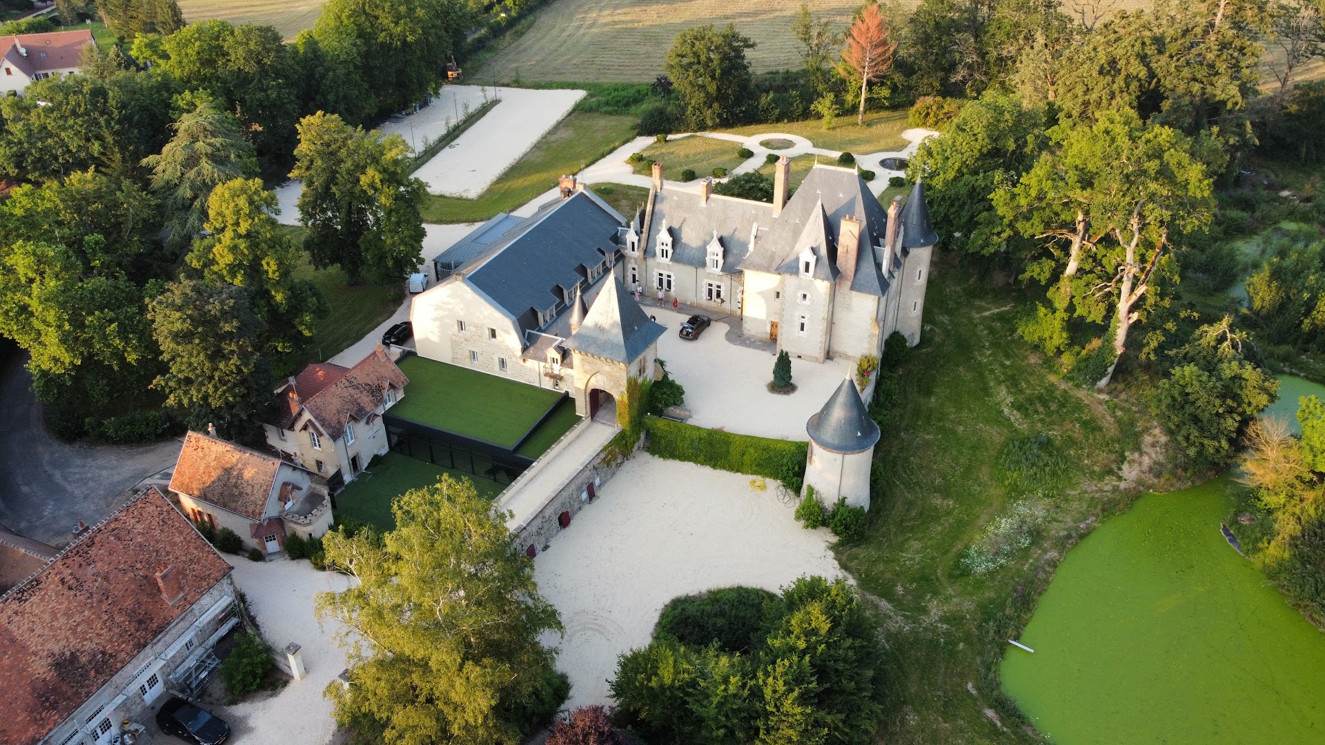 Chateau d'Origny Neuvy