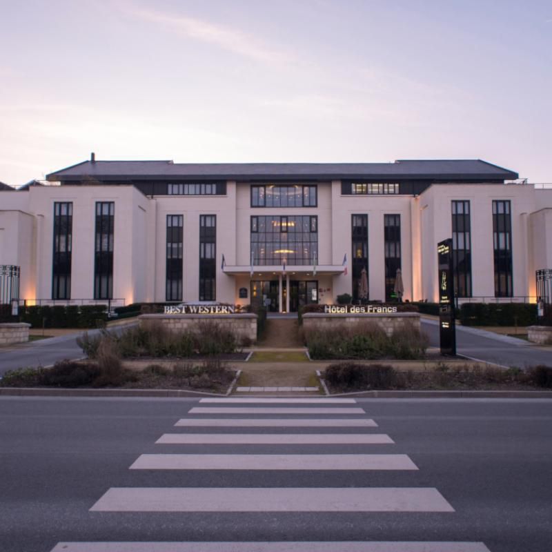 Best Western Plus Hotel des Francs Relais des Vignes Adherent