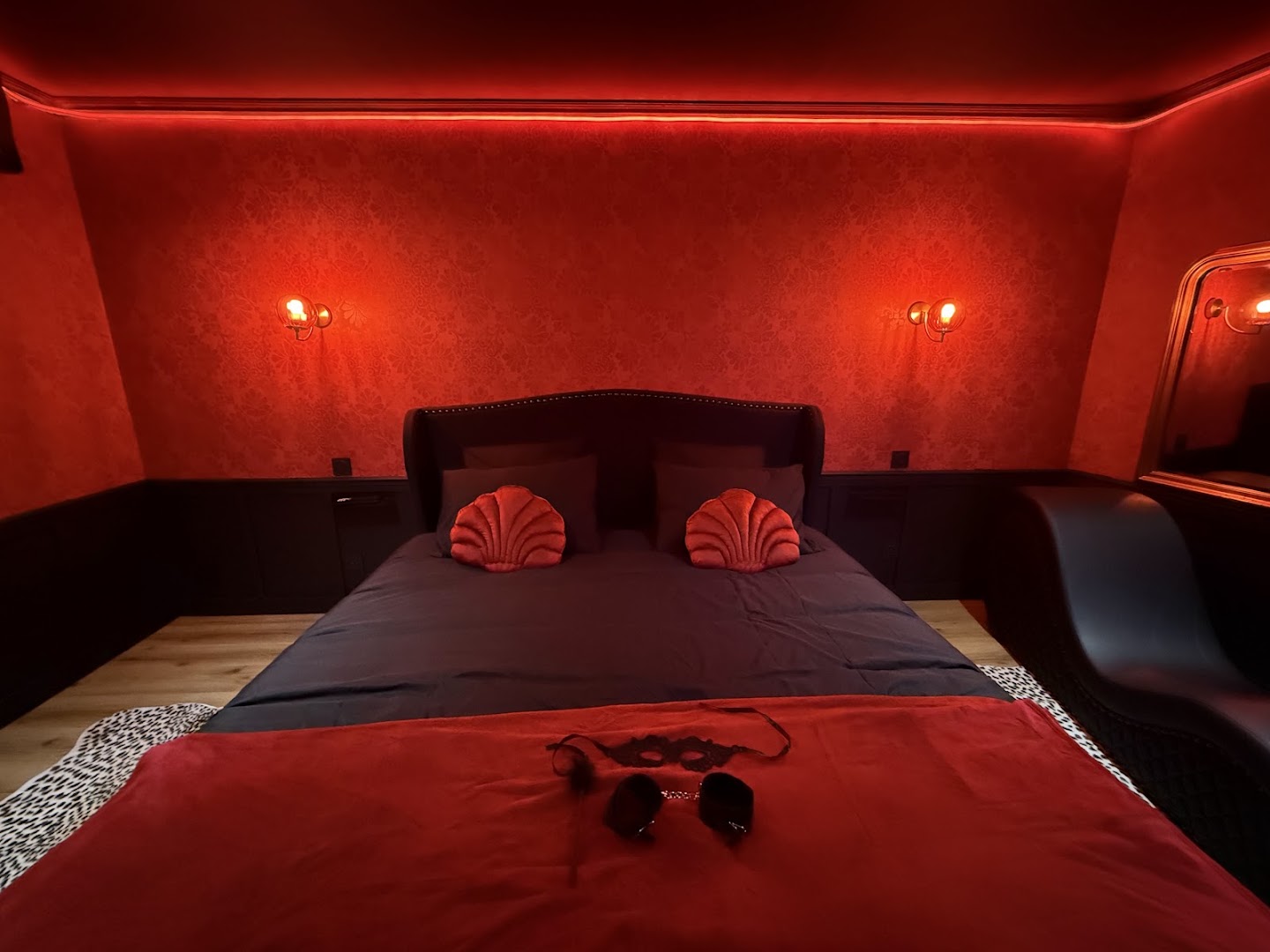 L"Instant X - La Villa 1900 - Love Room