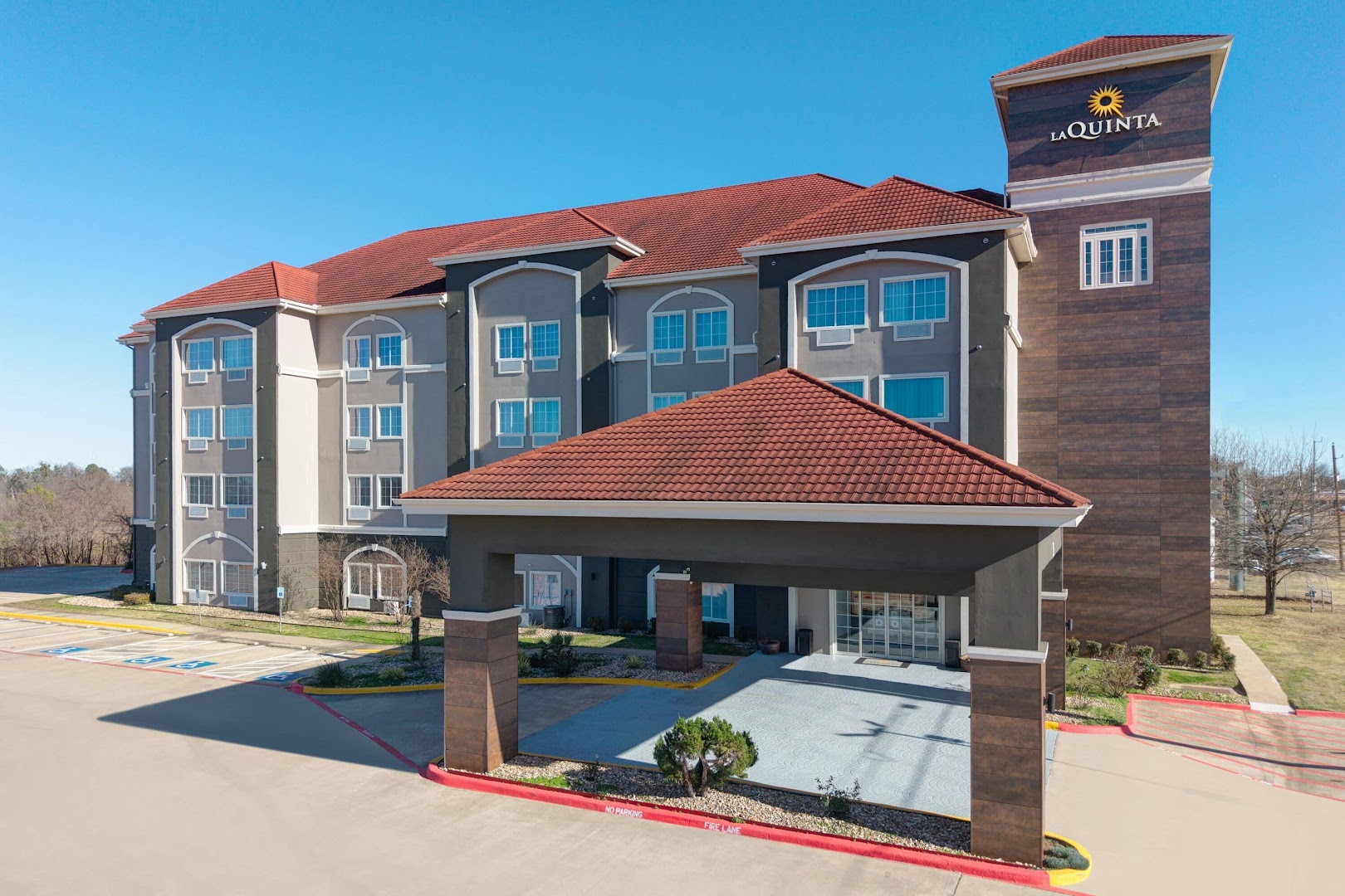 La Quinta Inn & Suites by Wyndham Paris