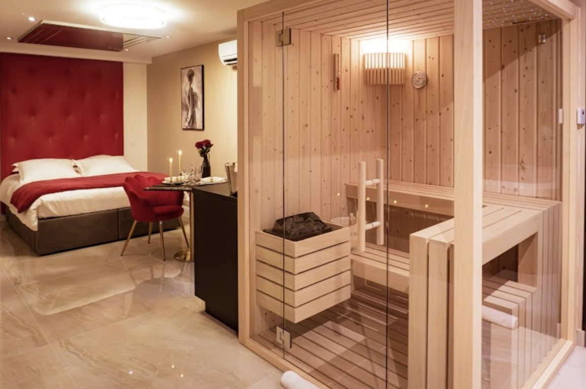 ELEGANCE & SPA