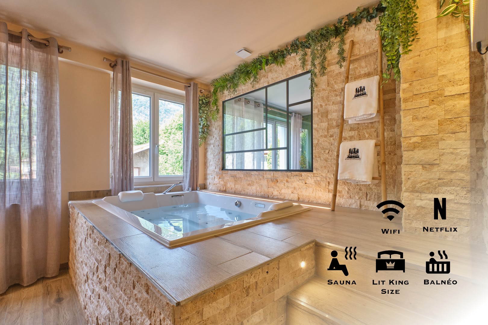 Suite Scandinave avec spa et sauna privatif