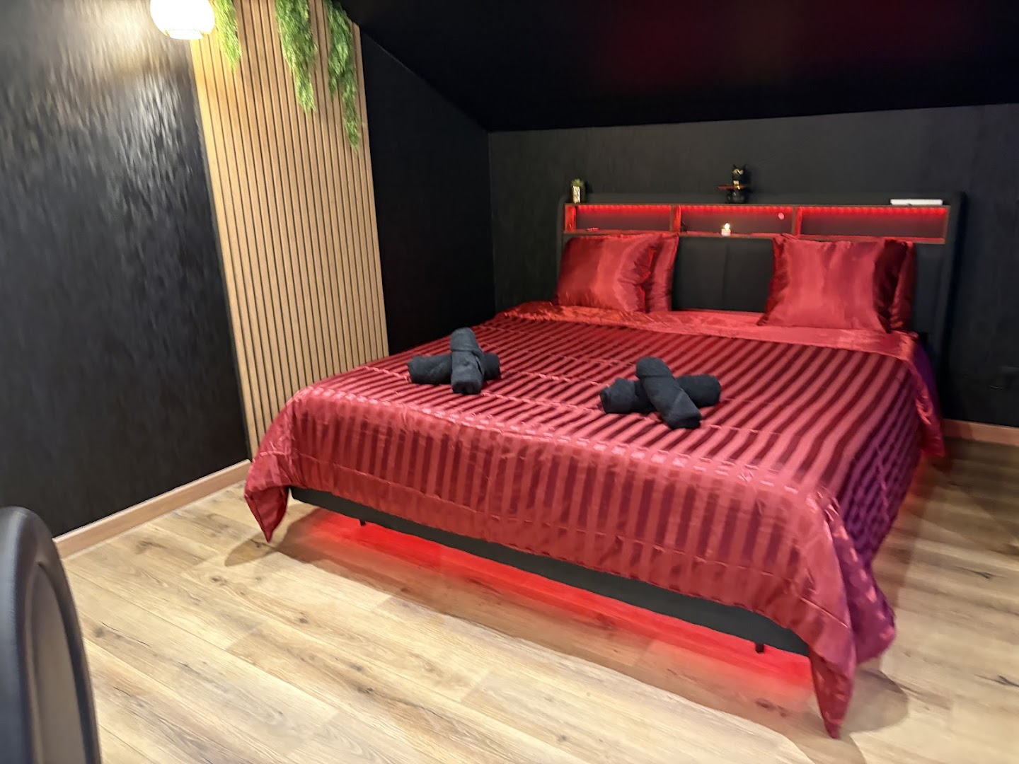 Amore Hotel & SPA - Suite avec Jacuzzi a Agen