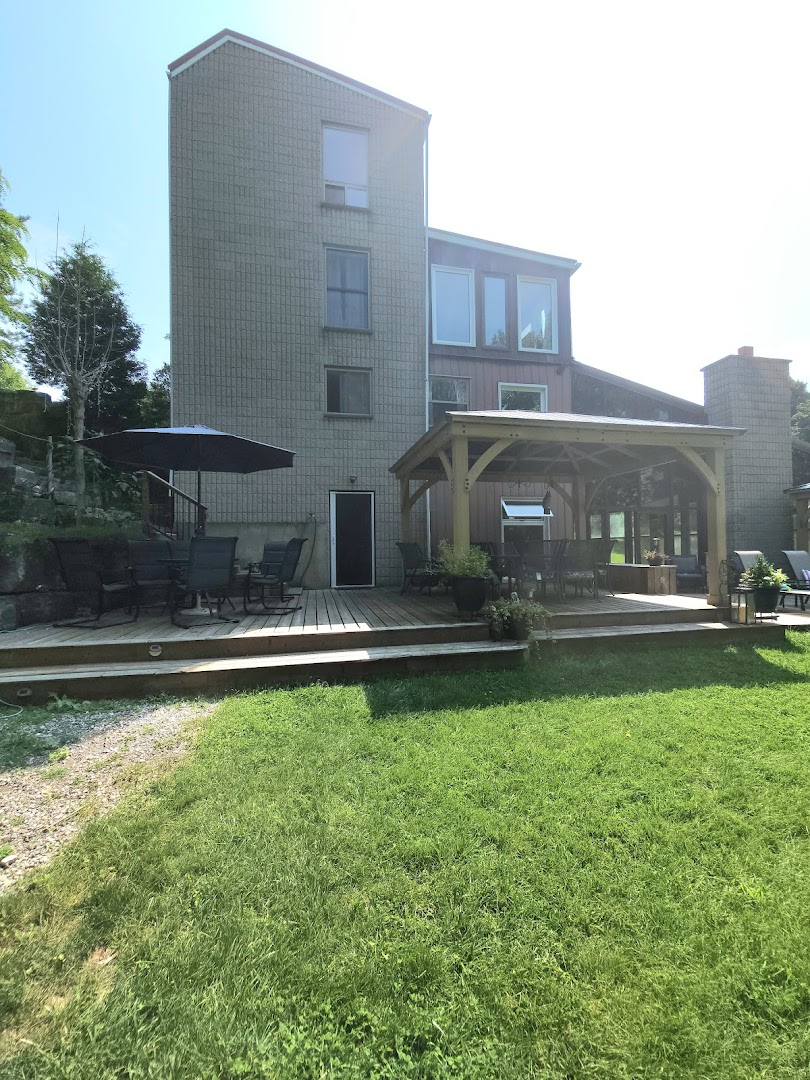 The Mulberry House on the Grand