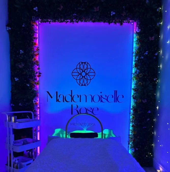 Mademoiselle Rose - Private Spa