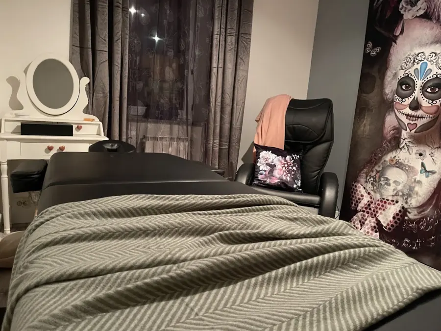 Lovely Room 61/ Love Room