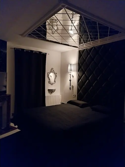 Love Room Spa