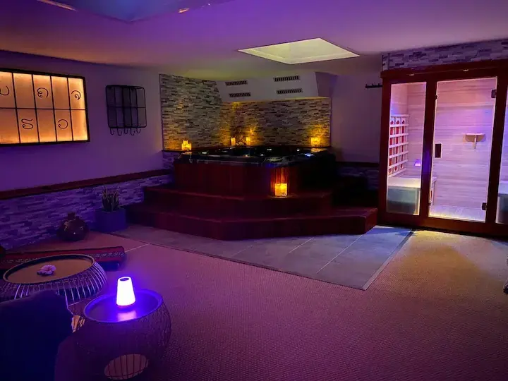 Suite spa love room jacuzzi xxl, sauna, fauteuil massage