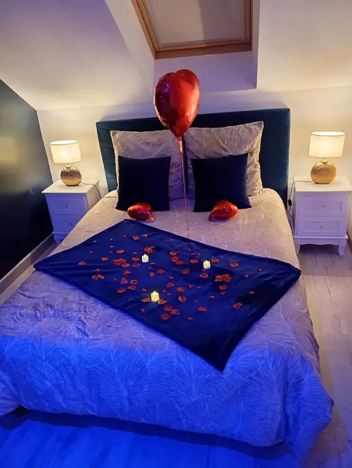 Une Pause a Deux, Love Room & Spa,