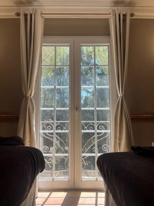 Massage bien-etre a Perpignan - Larisse Swinerd