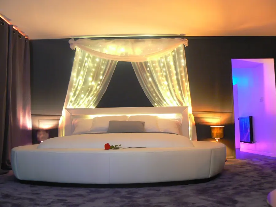 Le Cocon Enchanteur / L'Experience Enchanteresse : Love Room Bretagne