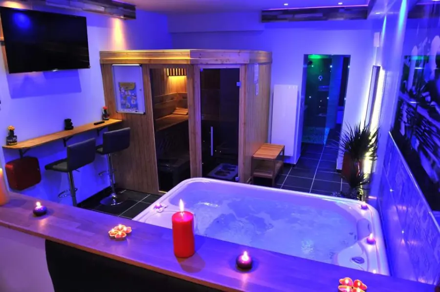 BY NIGHT SPA LILLE