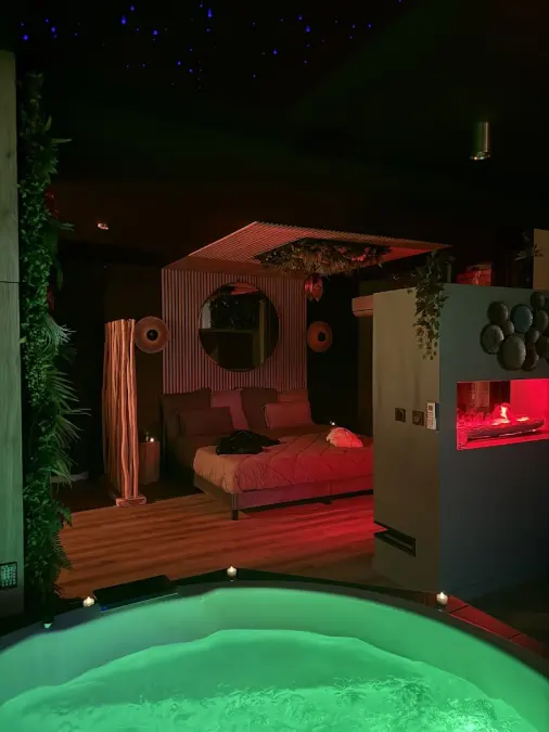 Toi et Moi gite - love room pour 2 personnes. spa, hammam & sauna privatifs Chartres