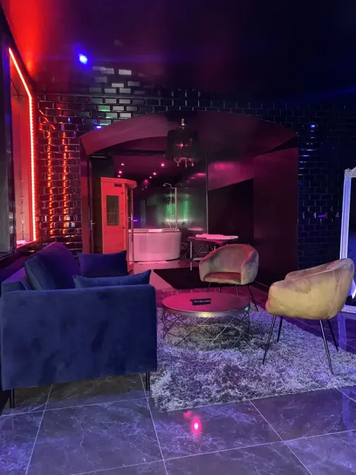 Suite Marylin Love Room
