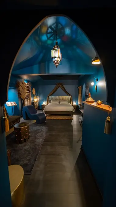 Chambre l'Oriental - Love Room Vendee avec jacuzzi privatif