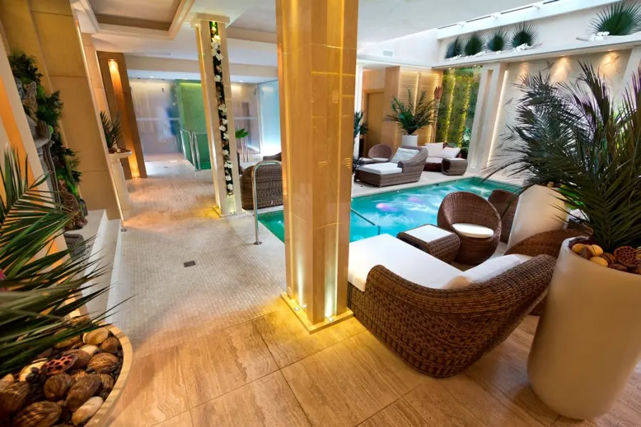 SPA LA FARANDOLE