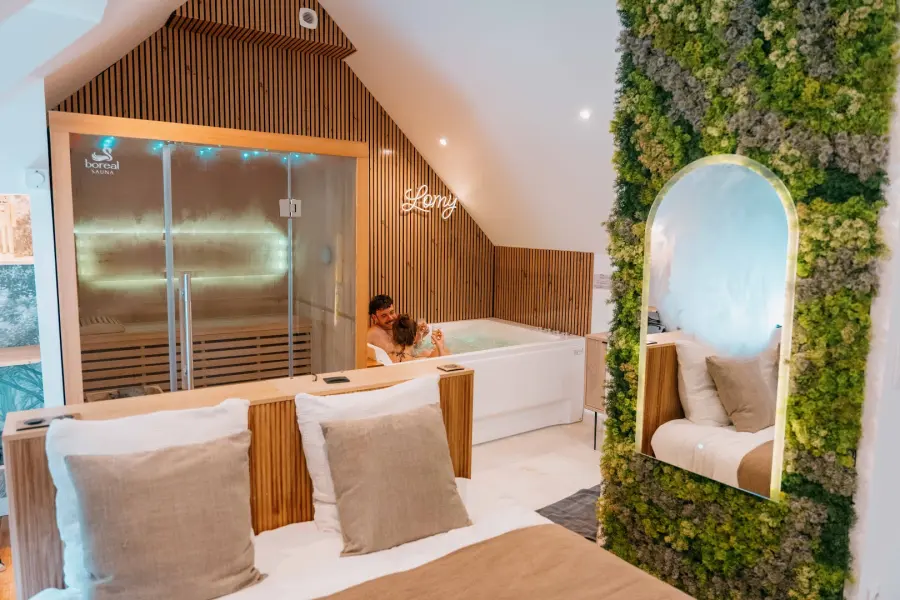 Lomy Bretagne - Love Room & Spa privatif