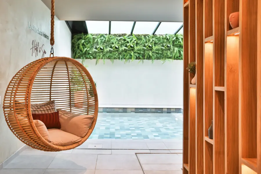 Spa des Roches Noires by Absolution